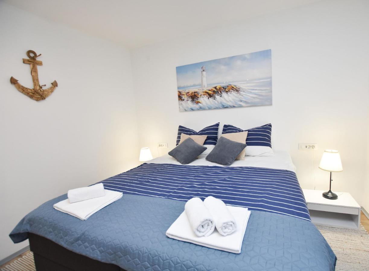 Apartment Palcic Primošten المظهر الخارجي الصورة