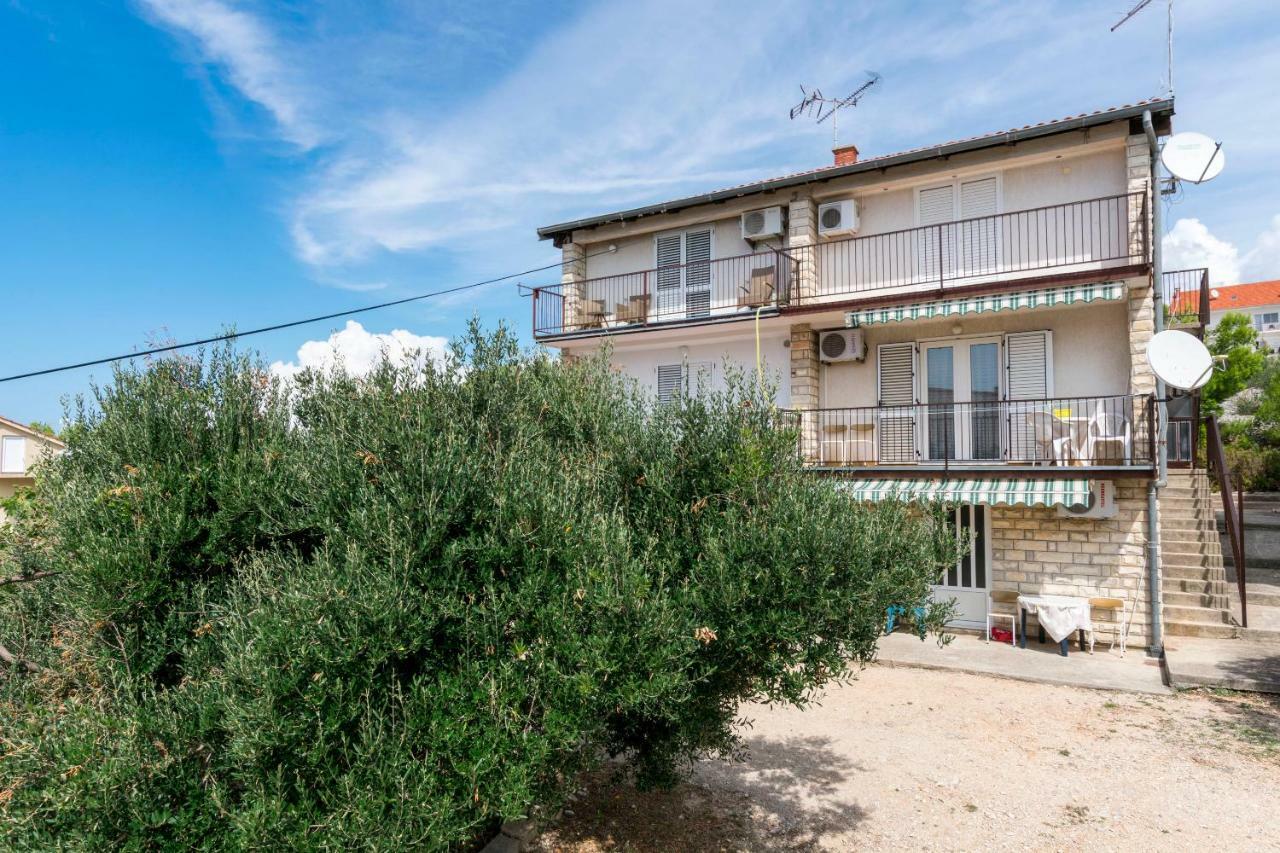Apartment Palcic Primošten المظهر الخارجي الصورة